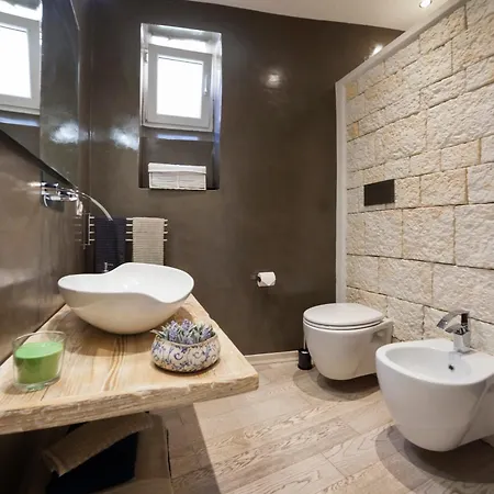 Il Nido In Centro Storico * Szirakúza